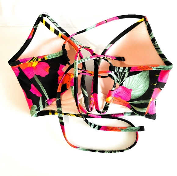 Shade & Shore V Wire Floral Bikini Swim Top - Picture 2 of 8